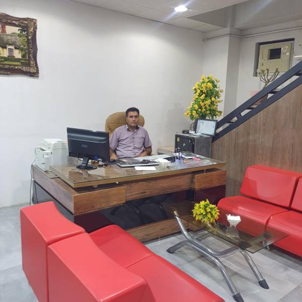 تصویر اکبر علی نژاد اصل