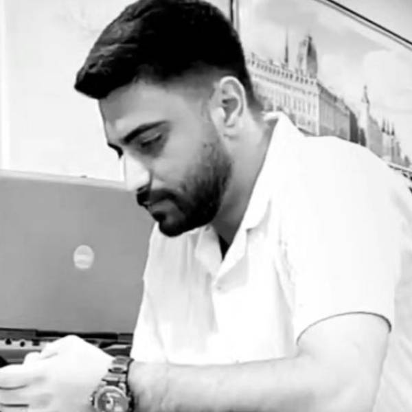 تصویر کارشناس آقای امیرآبادی