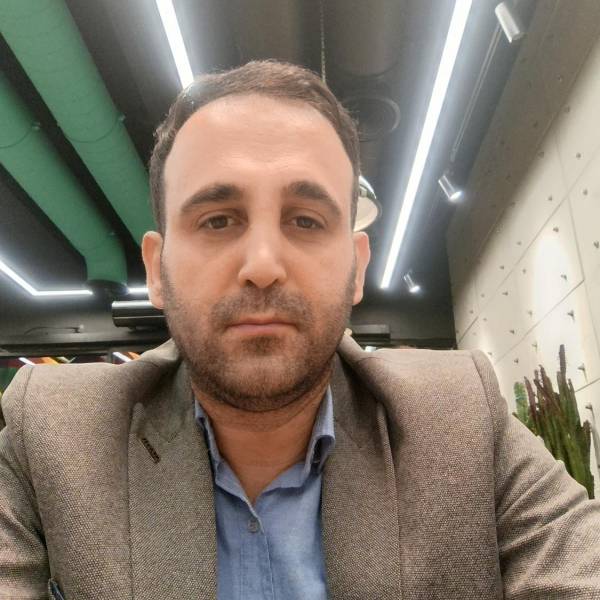 تصویر مشاور سعید قنبرزاده