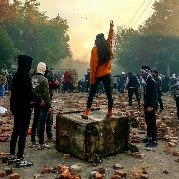تصویر مشاور املاک رسولی شهرک کارمندان