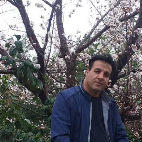 تصویر مشاور صادق مهرابی