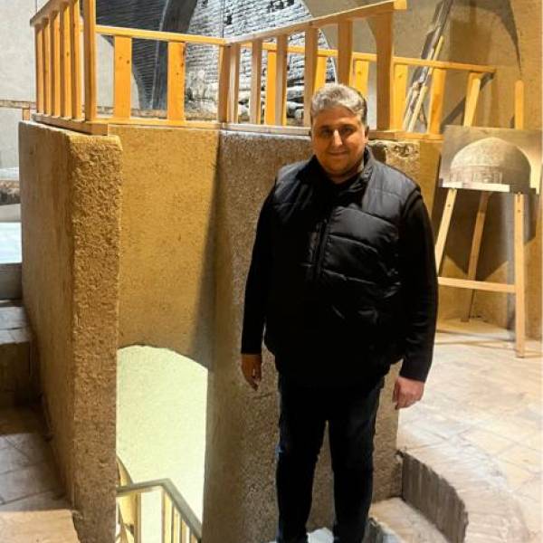 تصویر وحید منطقی