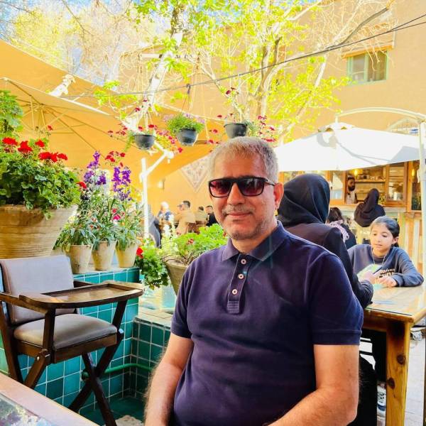 تصویر محمود هادوی