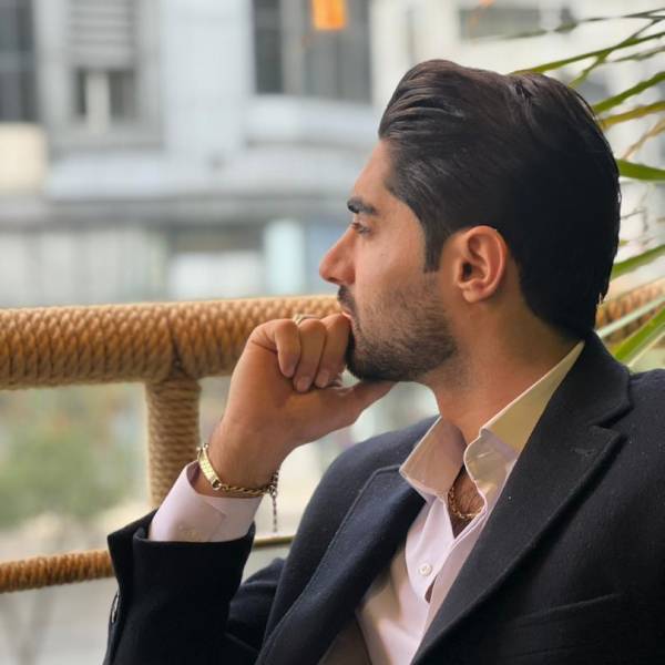 تصویر الیاس رجبی