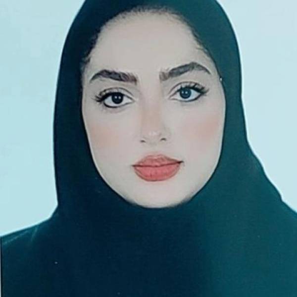 تصویر خانم شقایق کاوه