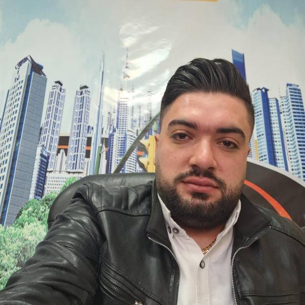 تصویر آرمین مطیع