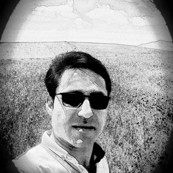 تصویر مجتبی یعقوبی نژاد