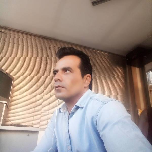 تصویر امید خسروی