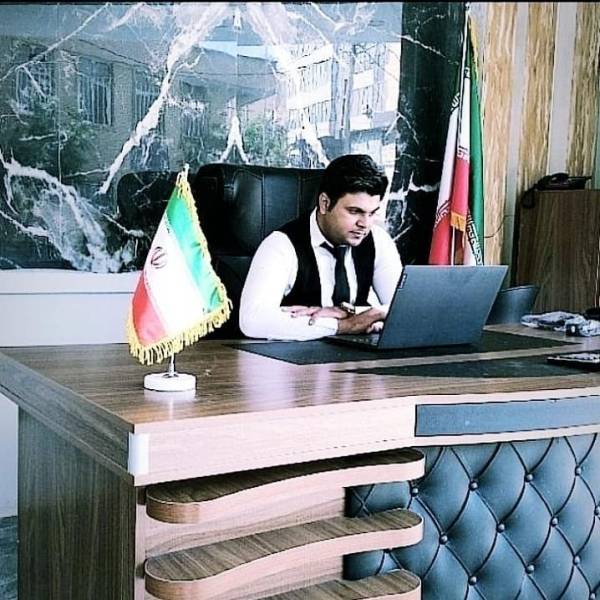تصویر سبحان موزامیل