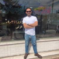 بهنام عزتی  پروفایل
