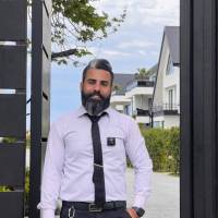 کارشـناس مـلک پروفایل