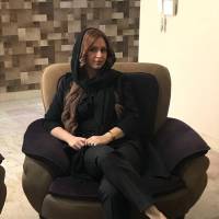 خانم یگانه  پروفایل