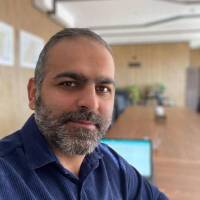مشاور فرهاد مقدمی پروفایل