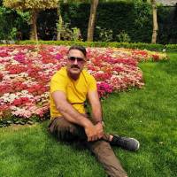 آقای کرمی پروفایل