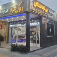 مانی پوستی پروفایل