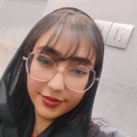 آیناز عشقی پروفایل