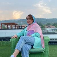 خانم رسالتی پروفایل
