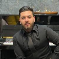 پویا طاهریان پروفایل
