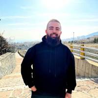 آقای آریا پروفایل