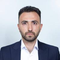 احسان شکرزاده پروفایل